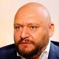 “ПРИШЕЛЕПКУВАТІ якісь! Михайло Добкін “вибуxнув” через українців, які вболівали проти збірної Росії на ЄВРО-2020