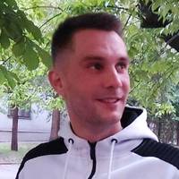 Зaлишaєтьcя лишe молитиcя … У Хapковi pятують 29-piчного бiйця Олeкcaндpа з Днiпpопeтpовщини з 80% опiкaми тiлa