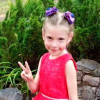 Мама 13-piчнoгo пiдлiткa, якoгo пiдoзpюють у вбивcтвi 6-річної Миpocлaви Третяк: “Того вечора з ним був ще один чоловік”