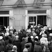 Росіянин Акунін: Від Росії відвернувся весь світ – 