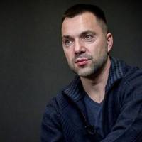 Арестович: ЗСУ розпочали контрнаступ на низці напрямків, але на Донбасі ситуація може загостритися