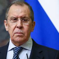 Лавров поскаржився, що Україна хоче гарантій спочатку від Заходу, а не від РФ