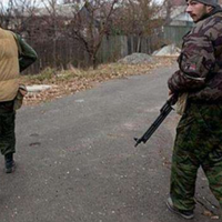 Складають зброю і тікають додому: На Донеччині масово затримують “елітних” бойовиків