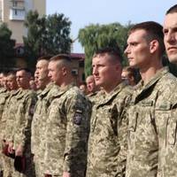 Виїзд військовозобовязаних за кордон та військовий облік: зареєстрований новий законопроєкт