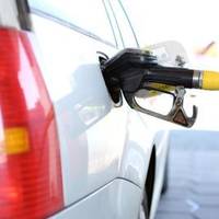Водіям розповіли, чого очікувати з вартістю та наявністю пального до кінця літа в Україні: думка експертів