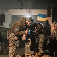 Перемовини про полонених захисників 