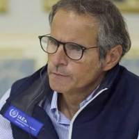 Влаштували 