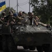 ЗСУ повністю звільнили від окупантів Балаклію: Зеленський опублікував відео з українським прапором у місті