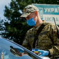 Чоловіки-студенти іноземних вишів більше не можуть виїхати за кордон під час воєнного стану – ДПСУ