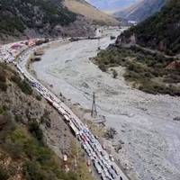 З РФ не випускають чоловіків: вимагають довідку з військкомату - росЗМІ