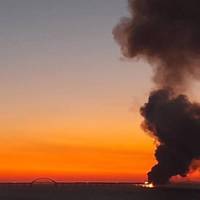 Вибухи на Кримському мосту — росіяни заявили про загиблих та руйнування