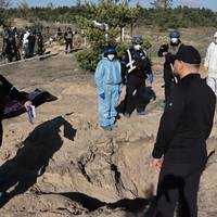 Поліція ексгумувала перші 20 тіл загиблих від рук окупантів у Лимані