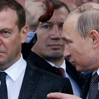 Медведєв почав лякати росіян поверненням смертної кари