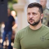 Зеленський пропонує продовжити воєнний стан і мобілізацію - законопроєкт