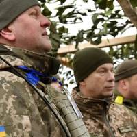 Люди з оточення Зеленського хочуть замінити Залужного на Сирського – ЗМІ