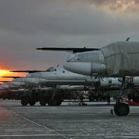 Як вибухи на аеродромі Енгельс ускладнили роботу авіації РФ, – британська розвідка