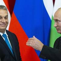 Угорщина пропонує зняти санкції з дев'яти соратників Путіна