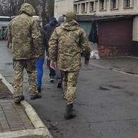 Військовослужбовці терцентрів комплектування отримали право перевіряти документи цивільних осіб в одній із областей
