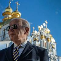 Візит, що наближає перемогу. Про що говорили Байден і Зеленський у Києві