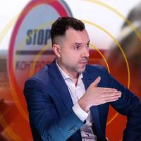 Арестович пояснив, як йому вдалося виїхати за кордон