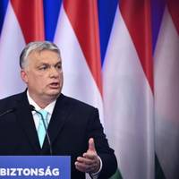 “Потрібно десять тисяч разів подумати”: Орбан висловився про ймовірний вступ України в НАТО