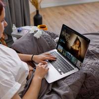 Тисячі євро. Українцям у Німеччині приходять штрафи за скачування фільмів