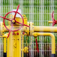 Українці вимагають скасувати плату за доставку газу: “Це не доцільно! Ціни на все ростуть… Підніміть мінімалку!..”