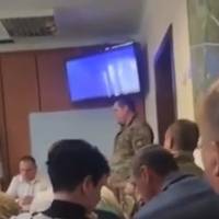 “Синок” мера Березані на Київщині вдарив на засіданні сесії військового, який зараз у відпустці