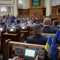 Нардепи тепер працюють 4 години на місяць, дехто майже нічого не робить: 