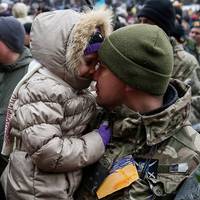 Хто може звільнитися з військової служби з 1 квітня в Україні