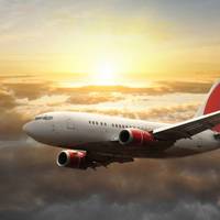 У небі над Україною помітили пасажирський літак: що про це відомо