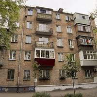 В Україні готують знесення хрущовок та панельок: закон дозволить відселяти жителів будинків