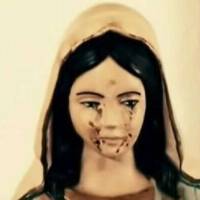 Статуя в Італії плаче кривавими сльозами: пояснення цього випадку приголомшило