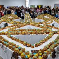 Новий рекорд: у Львові створили найбільший в Україні тризуб із пасок