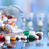 Реакція на антибіотик: Язик пацієнтки несподівано став чорним та волохатим (Фото)