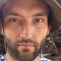 Я пишу, щоб це ім’я стало прикладом для майбутніх поколінь українців. Йому тепер навіки 32. Командир розвідвзводу 220-го батальйону 126-ї бригади Тероборони