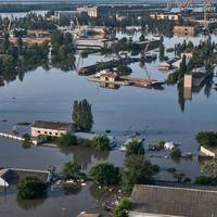 У хатах плавають тіла людей, – жінка з окупованої Херсонщини в сльозах розповіла про трагедію