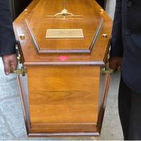 Під час похорону 