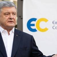 Чотири роки не сплачує оренду: партію Порошенка «Європейська солідарність» виселяють за багатомільйонні борги