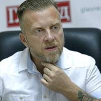 «У світі, де править колективна Антоніна, місце чоловіка – у гробу». Мухарський написав обурливий пост про жінок