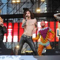 Скандал з Quеst Pistols: гурт засвітився на Балі, де виступав на дні народження перед росіянами. Відео