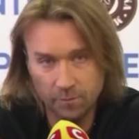 “Заберіть камеру, я не дозволяв вам мене знімати”: не встиг Винник повернутися в Київ, як одразу потрапив в скандал