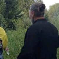 Священник упц мп під час хресного ходу купував алкоголь – ЗМІ