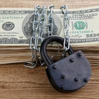 НБУ пом'якшив валютні обмеження для українців: що змінилося