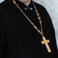 У Польщі священики влаштували секс-вечірку з чоловіком-повією