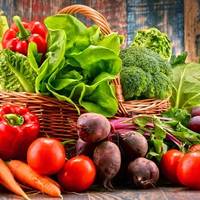 Ціна впала до небувалого рівня: який овоч в Україні сильно подешевшав