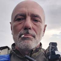 Юpiй Касьянов: “Хочете вірте , хочете ні, але ми програємо цю війну, а все тому, що ми будуємо доpоги, влаштовуємо шопiнг