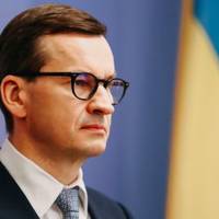 Моравецький знову закликав Україну бути вдячною Польщі за прихисток біженців