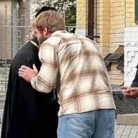 Нардеп прийшов на поклон до предстоятеля Московської церкви в Україні. Фотодоказ