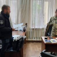 За кордон виїхало щонайменше 100 ухилянтів: викрили масштабну схему військкоматів